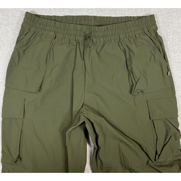 Fabletics Heights Cargo Pants Women's XXL 1X Green Baggy Nylon Stretch Hiking - Picture 2 of 10